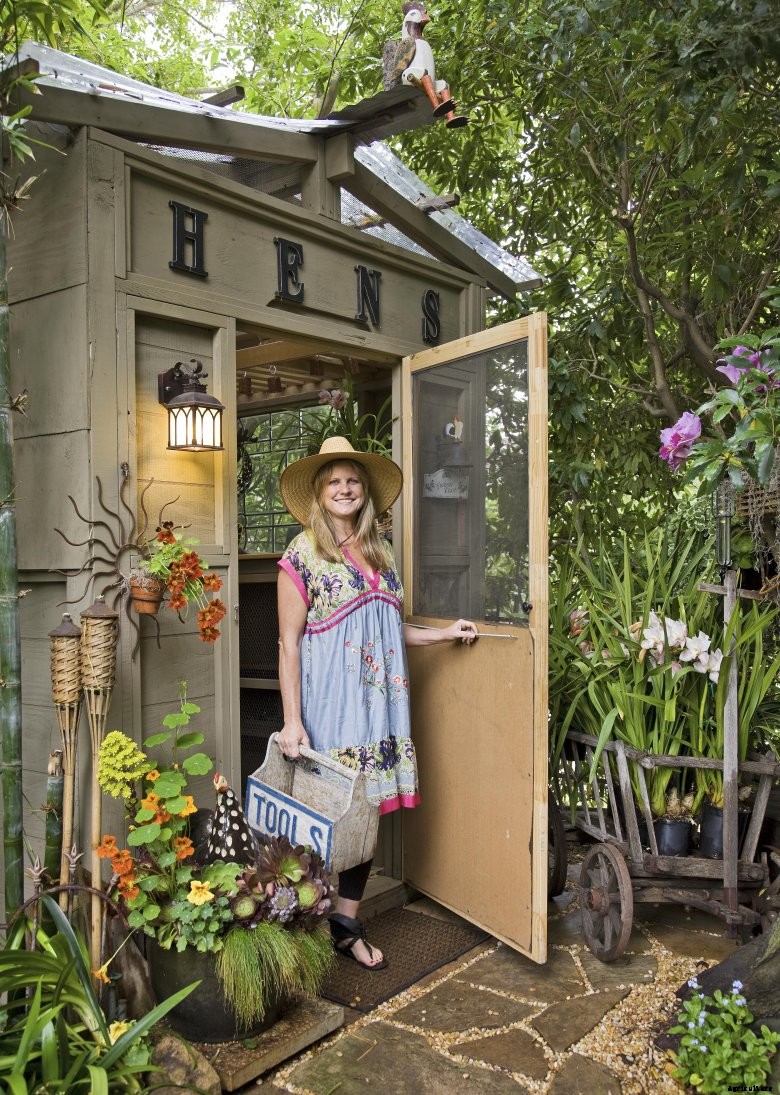 101613492ec6e96e6c70891778a68ad6eed3167b43456ae4d_hen_house